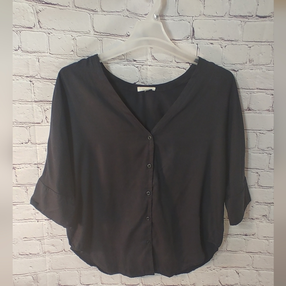 VETTA Black Button-Front Tunic Top
